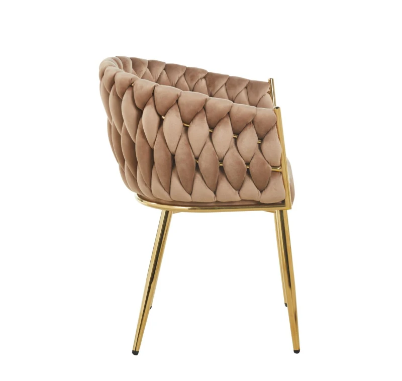 52ce8bfd5c8efbb1d9e7b434021cd7c6.jpg